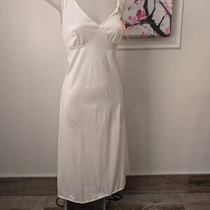 Vintage Van Raalte Canada Satin Suavette White Full Slip NOS Size 36
